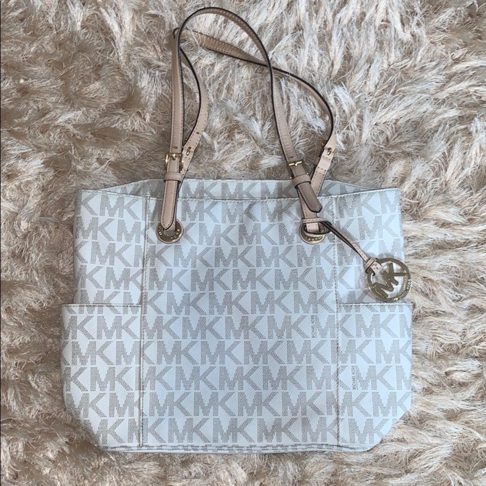 Michael Kors tote bag.